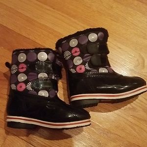 Snow Boots